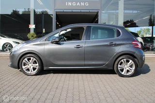 Peugeot 208 Peugeot 208 1.2 VTi Allure/Navi/Pdc/All season/ - afbeelding nr 9