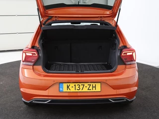 Volkswagen Polo Volkswagen Polo 1.0 TSI R-Line | Stoelverwarming | Camera |  Carplay | Climate control | Adaptive cruise | Full LED | Navigatie | Virtual Cockpit - afbeelding nr 22