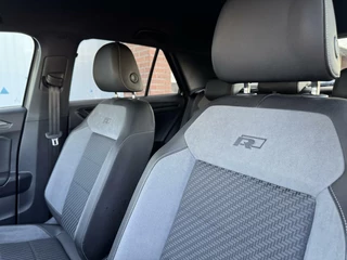 Volkswagen T-Roc Volkswagen T-Roc 1.5 TSI 150pk 3 x R-Line DSG ACC Camera LaneAsist  CarPlay Sportmodus 18 ich Sportvelg - afbeelding nr 12