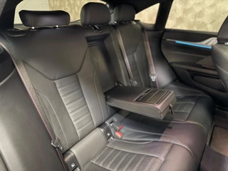 BMW 4 Serie BMW 4-serie Gran Coupé M440i xDrive High Executive | Schuif-kanteldak | Harman/Kardon | Laserlight | 360 camera | HUD - afbeelding nr 19