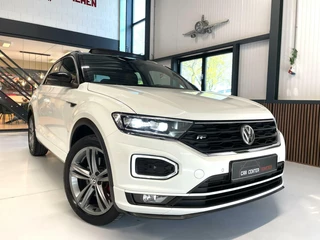 Volkswagen T-Roc Volkswagen T-Roc 1.5 TSI R-Line/ Camera/ Pano.Dak/ Virtual Dashboard - afbeelding nr 2