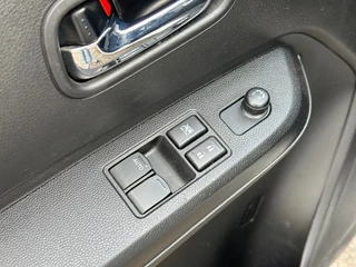 Suzuki Ignis Suzuki Ignis 1.2 Smart Hybrid Comfort Dealer onderhouden '' Airco - Trekhaak - Allseasonbanden '' - afbeelding nr 24