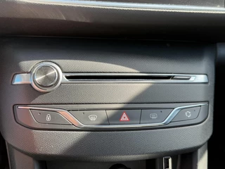 Peugeot 308 Peugeot 308 SW 1.6 BlueHDI Blue Lease Executive Pack Panodak,Camera,Navi,6 Bak,120pk,Pdc V+A,Dealer Onderhouden,Nieuwe Distributie,Apk tot 10-2025 - afbeelding nr 27