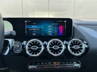 Mercedes-Benz B-Klasse Mercedes-Benz B-Klasse B 220 AMG Nightpakket 1e eig. Camera LED Navi Widescreen Sfeerlicht - afbeelding nr 9
