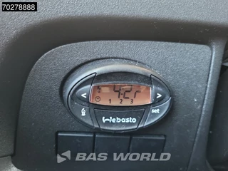 Iveco Daily Iveco Daily 35S14 Automaat Laadklep Zijdeur Bakwagen Airco Cruise Camera Euro6 Meubelbak Koffer 17m3 Airco Cruise control - afbeelding nr 16