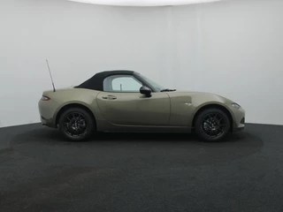 Mazda MX-5 Mazda MX-5 Roadster 1.5 SkyActiv-G Homura met Driver Assistance pakket en RECARO-sportstoelen : dealer onderhouden - afbeelding nr 11