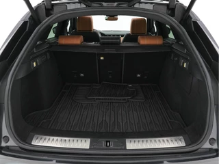 Land Rover Range Rover Velar Aut. *PANO | HEAD-UP | WINDSOR-FULL-LEATHER | MATRIX-LED | MERIDIAN-SURROUND | DIGI-COCKPIT | CAMERA | KEYLESS | AIR-SUSPENSION | NAVI-FULLMAP | BLIND-SPOT | SHIFT-PADDLES | TOWBAR - afbeelding nr 11