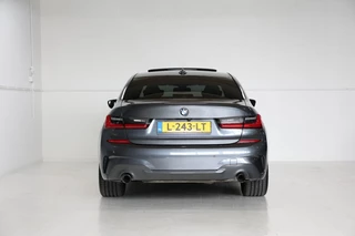 BMW 3 Serie BMW 3 Serie 318i M-Sport Automaat NAP/Schuifdak/19inch/Cam/Sfeerverl - afbeelding nr 19