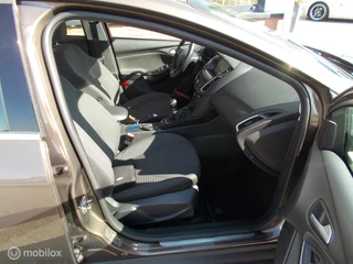 Ford Focus Ford Focus Wagon 1.0 Titanium Climate | Tr.hk | Navi - afbeelding nr 5