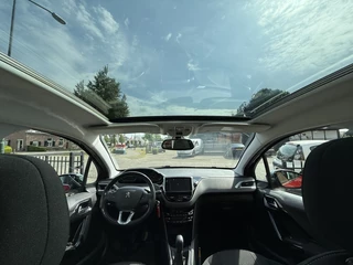 Peugeot 208 Peugeot 208 1.2 PureTech Allure - afbeelding nr 18