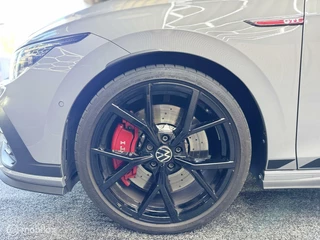 Volkswagen Golf Volkswagen Golf GTI ClubSport Performance| Akra | Pano| 19” - afbeelding nr 31
