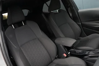 Toyota Corolla Toyota Corolla 1.8 Hybrid Business Adaptive Cruise AppleCarplay Camera LaneAssist Navi CementGrey 133000KM BJ2020 - afbeelding nr 17