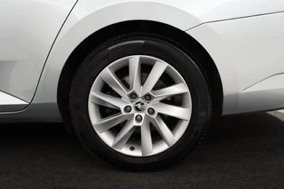 Škoda Superb Skoda Superb 1.4 TSI iV Business Edition Plus | Trekhaak | Stoelverwarming | Camera | Carplay | Virtual Cockpit | Keyless | Full LED | Memory | Navigatie - afbeelding nr 32