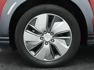 Hyundai Kona Hyundai Kona EV Fashion 64 kWh | Afneembare trekhaak | Navigatie | Camera - afbeelding nr 10