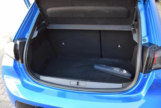 Peugeot 208 Peugeot 208 1.2 PureTech Allure Pack | Panoramadak | Apple carplay/android | Cruise control | - afbeelding nr 13