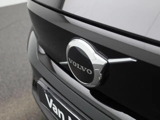 Volvo C40 Volvo C40 Recharge Core 69 kWh | Panoramadak | Navigatie | Camera - afbeelding nr 4