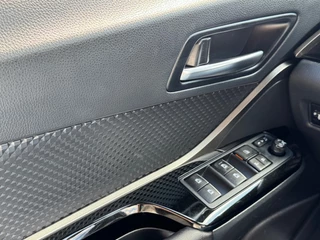Toyota C-HR Toyota C-HR 1.8 HYBRID AUT. TWO-TONE LED NAVI CAMERA AIRCO LMV - afbeelding nr 15