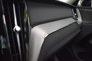 Volvo XC60 Volvo XC60 T6 350pk AWD Ultimate Dark | Climate | Trekhaak | 360 - afbeelding nr 26