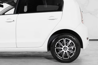 Volkswagen up! Volkswagen Up! 1.0 BMT move up! 5drs | NL | Airco | Rijklaar - afbeelding nr 21