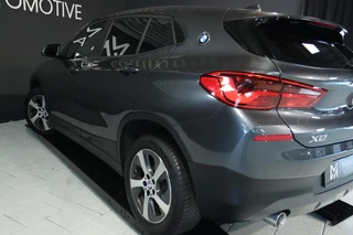 BMW X2 BMW X2 SDrive18i / LED / CRUISE / LEDER / PDC V+A / NAVI - afbeelding nr 3