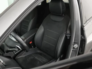 Mercedes-Benz B-Klasse Mercedes-Benz B-klasse 250e AMG Night | Stoelverwarming | Camera |  Carplay | Sfeerverlichting | Leder/Alcantara | Full LED | Widescreen - afbeelding nr 5