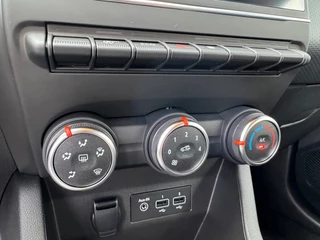 Renault Clio Renault Clio 1.0 TCe 90 Equilibre Navi Parkeersensoren - afbeelding nr 30