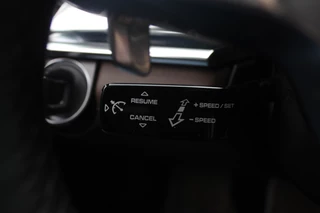 Porsche Panamera Porsche Panamera Sport Turismo 2.9 4 E-Hybrid / Panoramadak / 360Camera / Achterasbesturing / 21'' / Sportdesign + Chrono / Bose / Sportuitlaat / Luxe Leder / DAB / Stuurverwarming / Stoelverwarming 4x / Navigatie / DAB / Cruise Control - afbeelding nr 29