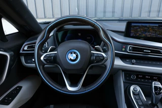 BMW i8 BMW i8 1.5 Hybrid 362PK|NL-auto|Head-up|Harman Kardon|Leder - afbeelding nr 33