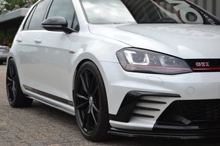 Volkswagen Golf Volkswagen Golf 2.0 TSI GTI Clubsport 265PK Dynaudio/Camera/19''/DSG - afbeelding nr 29
