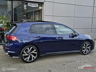 Volkswagen Golf Volkswagen Golf 1.5 eTSI R-Line Panorama/IQ Light/Keyless/ - afbeelding nr 2
