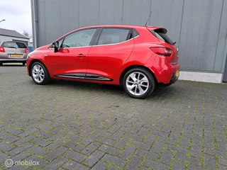 Renault Clio Renault Clio 0.9 TCe Eco2 Limited - afbeelding nr 3