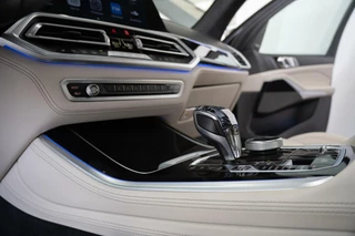 BMW X5 BMW X5 M50i V8 Alpina|M-Sport|1ste Eig|BTW|Individual|4W sturing|Kristal|SKY lounge|Full Options |Dealer Onderhouden - afbeelding nr 13