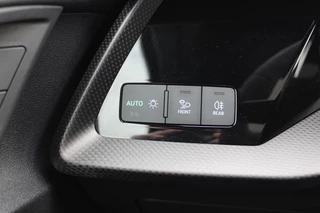 Audi RS3 Audi RS3 Limousine 2.5 TFSI quattro / Verlengd Garantie / Milltek / Keramisch / Panoramadak / Camera / Head-up / B&O / Matrix LED / ACC / Leder - afbeelding nr 36