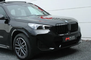 BMW X1 BMW X1 xDrive25e M-SPORT PANORAMA SFEERVERLICHTING CAMERA - afbeelding nr 9