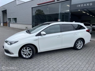 Toyota Auris Toyota Auris 1.8 Hybrid Comfort/Led/Navi/Bt/Parkass./Pano/ - afbeelding nr 4