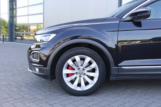 Volkswagen T-Roc Volkswagen T-Roc 1.5 TSI Sport 150pk NAVI, Camera, Schuif/kanteldak, Stoelverwarming - afbeelding nr 26