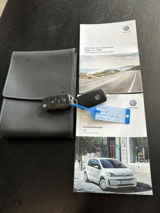 Volkswagen up! Volkswagen Move Up! BMT | Airco | Cruise | Navi Maps&More | Tel. | 16