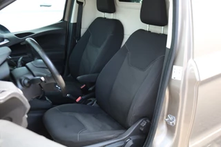 Ford Transit Courier Ford Transit Courier 1.5 TDCI 100pk Euro 6 Limited Airco Navigatie BPM Vrij - afbeelding nr 2