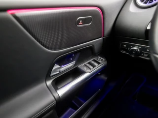 Mercedes-Benz B-Klasse 218Pk Automaat (APPLE CARPLAY, SFEERVERLICHTING, GROOT NAVI, WIDE SCREEN, CAMERA, LEDER, STOELVERWARMING, SPORTSTOELEN, KEYLESS, DAB+, ZWART HEMEL, NIEUWSTAAT) - afbeelding nr 25