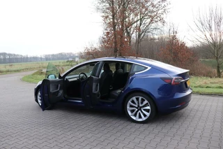 Tesla Model 3 Tesla Model 3 Long Range AWD 75 kWh dual motor leder memory seats autopilot panodak stoelverwarming v+a - afbeelding nr 35