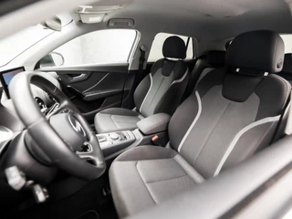 Audi Q2 150Pk Automaat (NAVIGATIE, CAMERA, GETINT GLAS, SPORTSTOELEN, PLAT SPORTSTUUR, TREKHAAK, CRUISE, PARKEERSENSOREN, NIEUWE APK, NIEUWSTAAT) - afbeelding nr 13