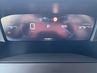 Peugeot 2008 Peugeot 2008 1.2 130 PK Automaat Allure Navi* Carplay Camera Stoelverwarming ACC DAB Keyless 17 Inch Velgen Parkeersensoren - afbeelding nr 13