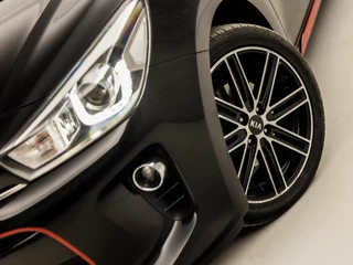 Kia Rio Kia Rio 1.0 TGDI Dynamic Sport (APPLE CARPLAY, NAVIGATIE, CAMERA, GETINT GLAS, SPORTSTOELEN, PARKEERSENSOREN, KEYLESS, CRUISE, LED, NIEUWSTAAT) - afbeelding nr 35
