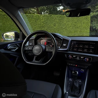 Audi A1 Sportback Audi A1 Sportback 30 TFSI S Line edition one |LED | LEER | - afbeelding nr 3