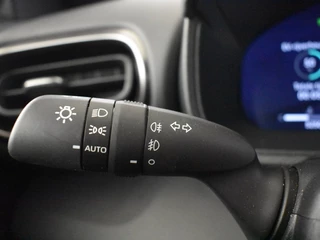 Toyota Yaris Cross Toyota Yaris Cross 1.5 Hybrid 130PK GR Sport | Stuur en Stoelverwarming | PDC V+A+ - afbeelding nr 22