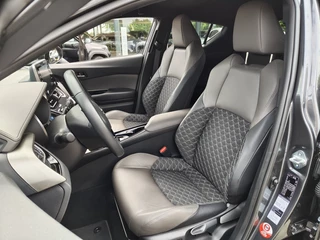 Toyota C-HR Toyota C-HR 1.8 Hybrid Executive | Navi | JBL | Sensoren v/a | Android Auto - afbeelding nr 27