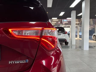 Toyota Yaris Toyota Yaris 1.5 Hybrid Bi-Tone | Keyless | Camera | Cruise| - afbeelding nr 9