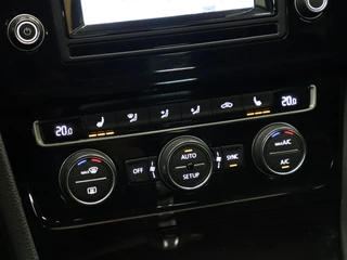 Volkswagen Golf [SCHUIFKANTELDAK, STOELVERWARMING, PDC V+A, CLIMATE CONTROL, BLUETOOTH TELEFOONVERBINDING, NAVIGATIE, NIEUWSTAAT] - afbeelding nr 16