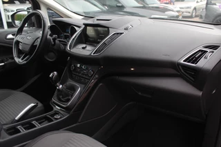 Ford C-MAX Ford C-MAX 1.0 Titanium / Trekhaak / Navigatie / Parkeerhulp V+A / 17'' / Stuur + Stoelverwarming / Elektr. achterklep / Getint glas / Cruise Control - afbeelding nr 13