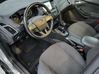 Ford Focus Ford Focus Wagon 1.0 Titanium/Cruise/Clima/Navi/Trekhaak/Nap - afbeelding nr 16